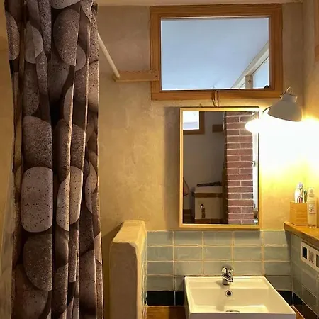 Acogedor Y Luminoso Eco-estudio En Gijón